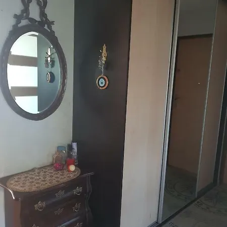 Mieszkanie W Bloku Homestay *